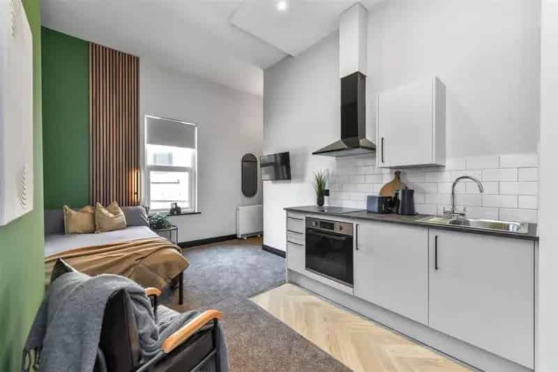 Derby Studio Apartment Near City Centre and Hospital