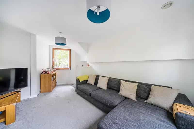Two Bedroom Apartment Gated Development Share of Freehold