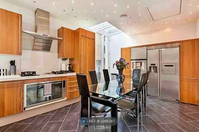 Detached house to rent in Ennismore Gardens Mews, London SW7