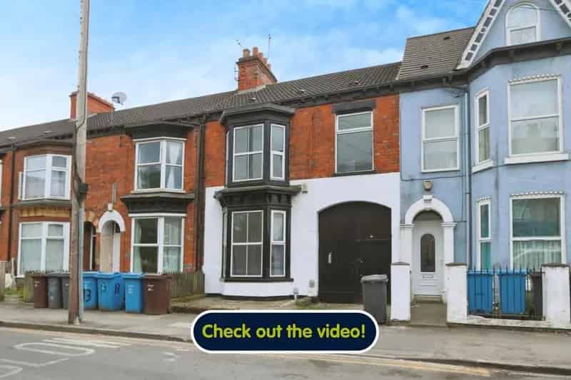 4 bedroom terraced house for sale