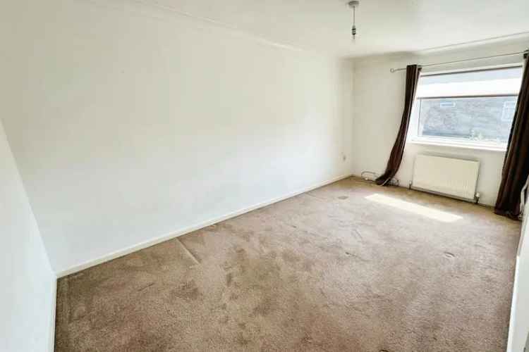 3 Bedroom Terraced House Freehold Northwood
