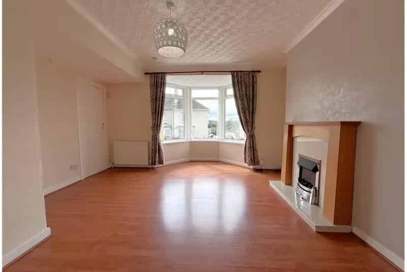 3 Bed Semi Detached House Sandyhills Family Home