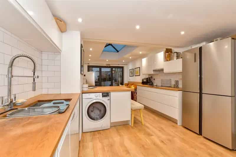 3 Bedroom Georgian Townhouse For Sale