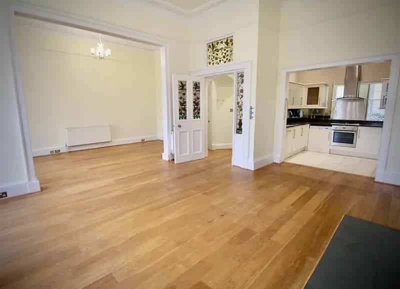 2 Bedroom Flat to Rent City Centre
