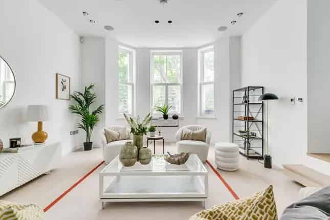 Luxury Duplex Maisonette for Sale in Norland Square Notting Hill W11