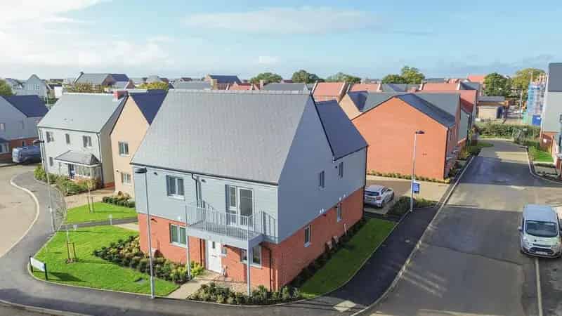 1 Bedroom Link Detached House for Rent