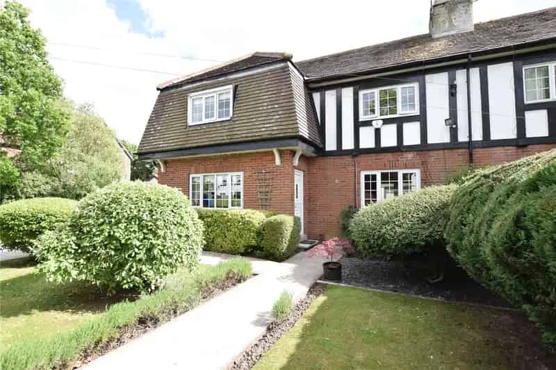 Spacious 3-Bedroom House in Exclusive Area Available June