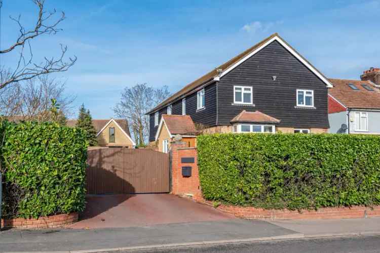 Detached House for sale with 5 bedrooms, Broomstick Hall Road, Waltham Abbey