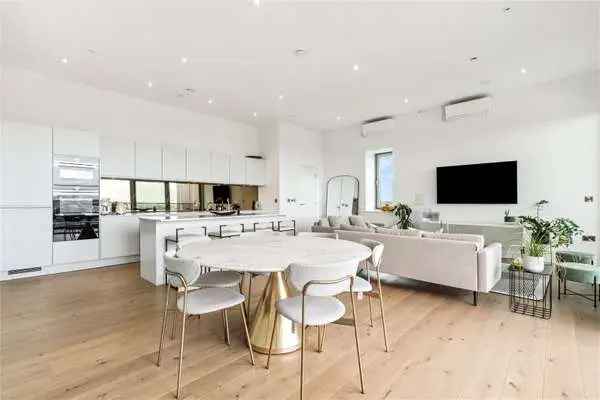 Buckhold Road, London, SW18 4RG | Property for sale | Savills