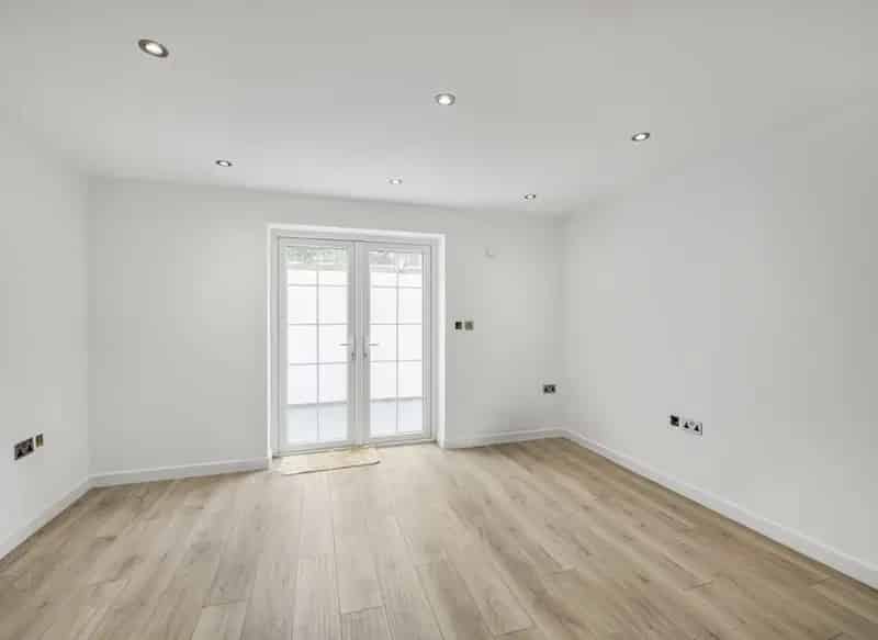 Ground Floor Garden Flat Altenburg Gardens Private Parking