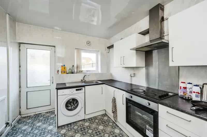 4 Bedroom Terraced House Port Talbot
