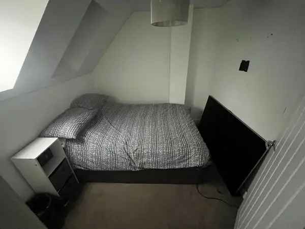 House For Rent in High Wycombe, England