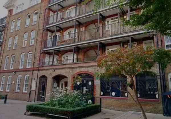 Flat For Rent in London, England