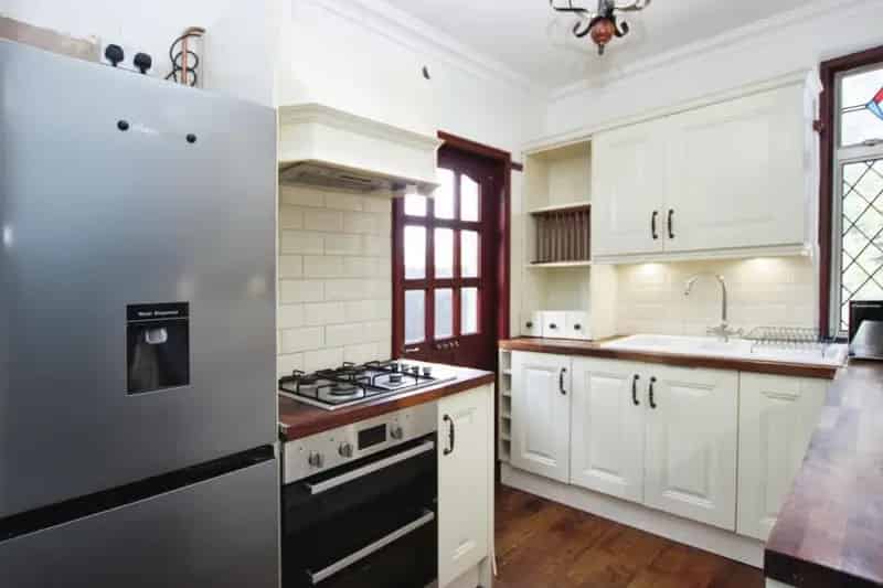 4 Bedroom Semi-Detached House for Sharers