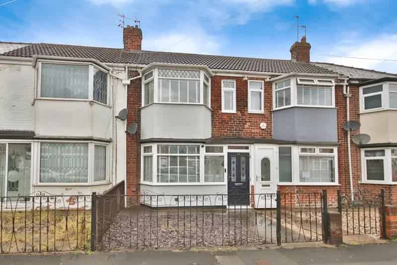 2 Bedroom Terrace House For Sale