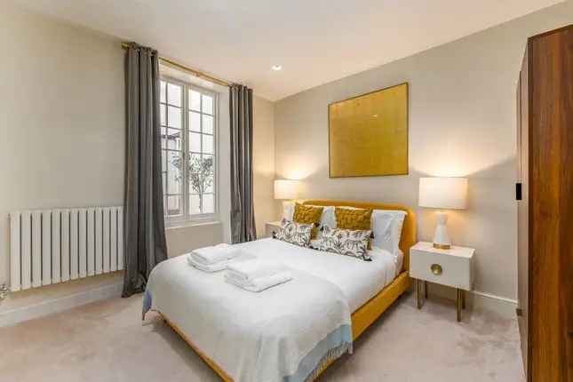 Flat to rent in Devonshire Terrace, Paddington, London W2