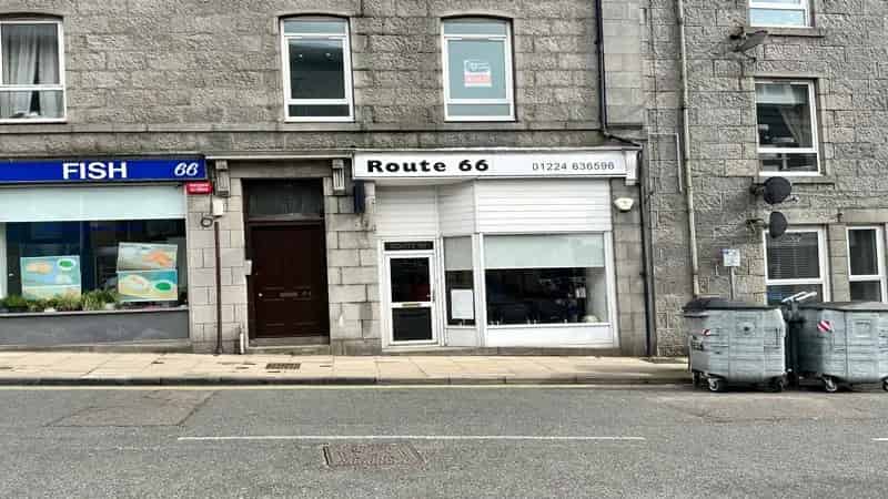 Rosemount Retail Unit For Sale