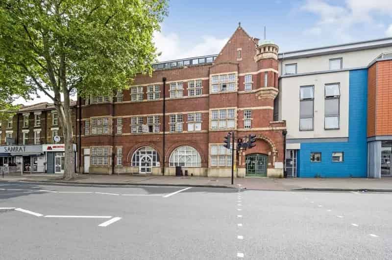 1 Bedroom Flat for Sale London E13 First Time Buyers