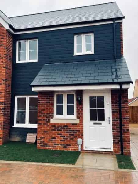 2 Bed New Build House Near Amenities