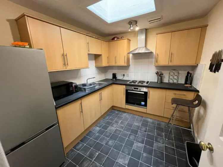 4 Bedroom HMO Flat to Rent Near Haymarket