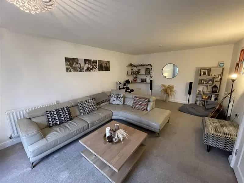 4 Bedroom Townhouse for Sale