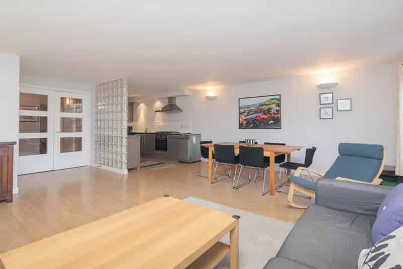 2 Bedroom Apartment to Rent in Randolph Gate Broomhill Glasgow