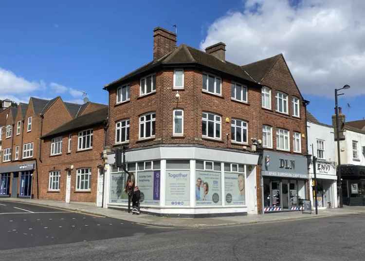 Brentwood High Street Shop and Offices To Let