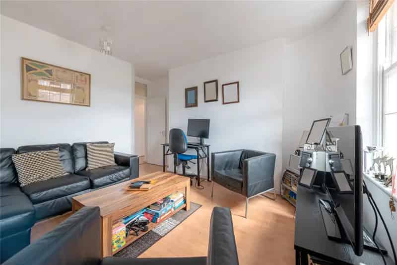 2 Bedroom Flat Notting Hill London