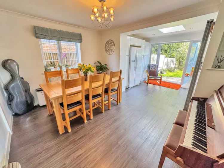4 Bedroom Detached House For Sale Warminster