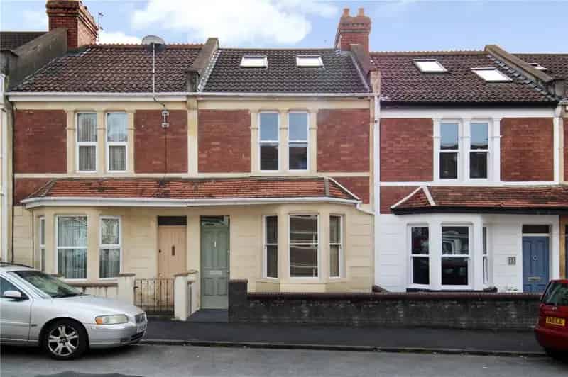 3 Bedroom Terrace House for Sale in Ashton Bristol