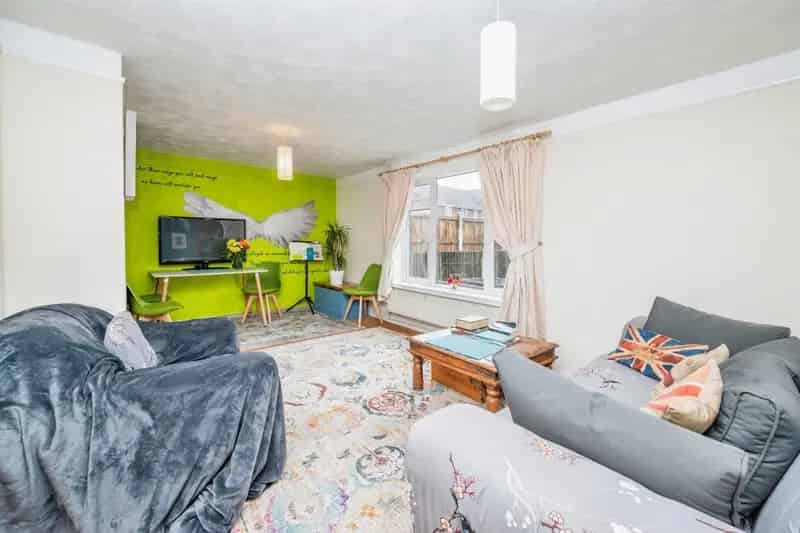 2 Double Bedroom Mid Terrace House Near North Walsham Town Centre