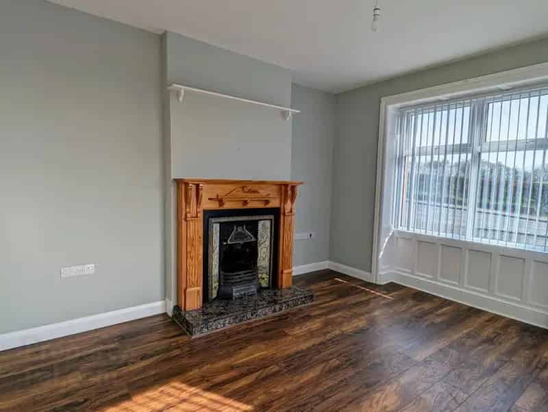 Charming Refurbished Cottage Style Bungalow in Sought After Location