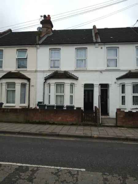 2 Bed Victorian Conversion Flat Summer 2025 Move