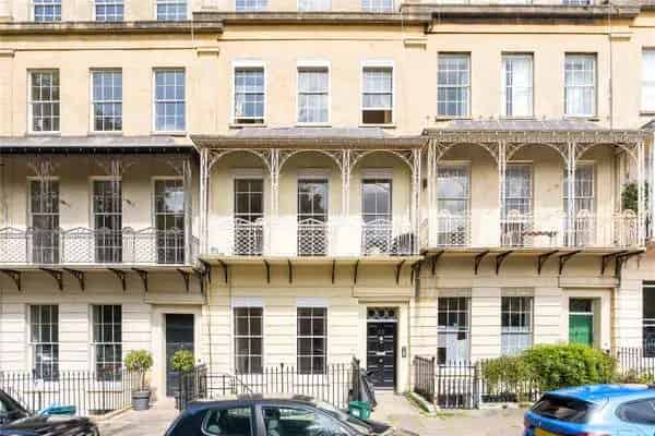 Clifton Apartment for Sale Two Bedrooms Courtyard Garden