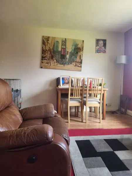 Flat For Rent in Calderdale, England