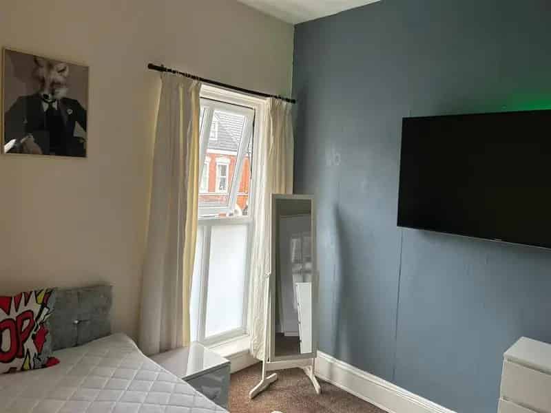 6 Bedroom House Share to Rent for Students and Professionals