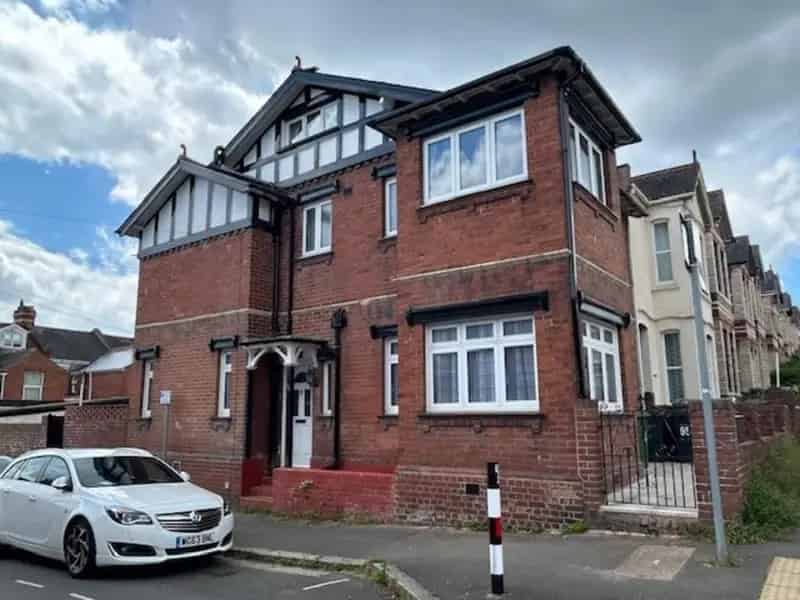5 Bedroom End of Terrace House for Sale Near Exeter City Centre