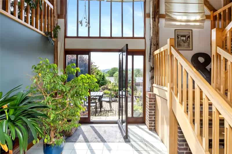 Grade II Listed Barn Conversion 5 Bedrooms South Downs National Park