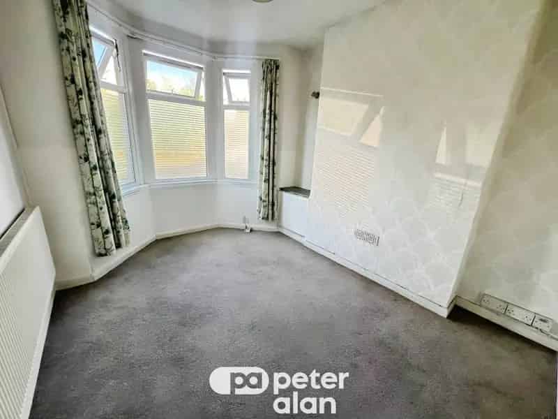 3 bedroom terraced house