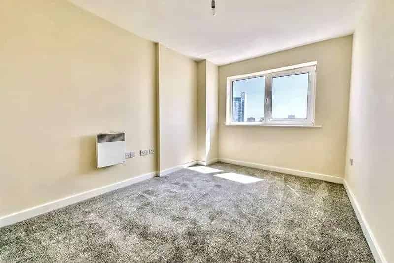 2 Bed Flat for Sale Stunning Holes Bay Views
