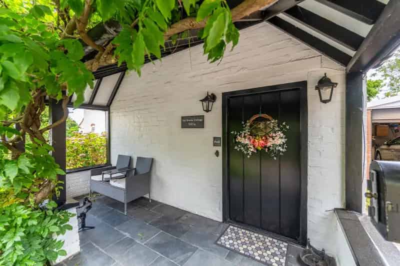 2 Bed Detached Cottage Thurlaston
