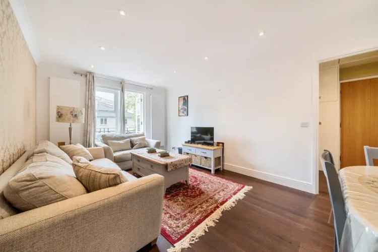 526sqft Apartment near West Brompton Station with Balcony and Amenities
