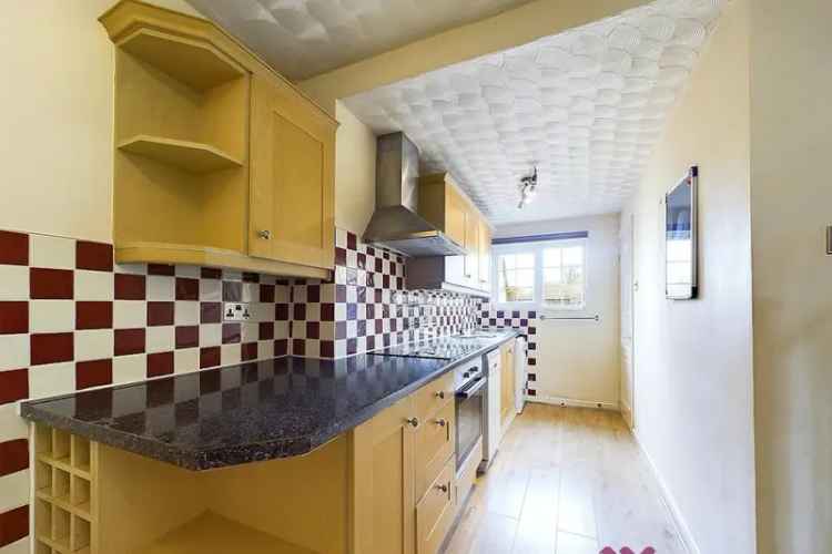 Charming Freehold Cottage with Tenant in Place - 6% Yield