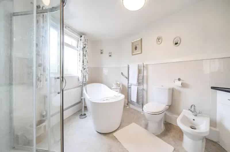 4 Bed Extended Family Home For Sale in Horsforth