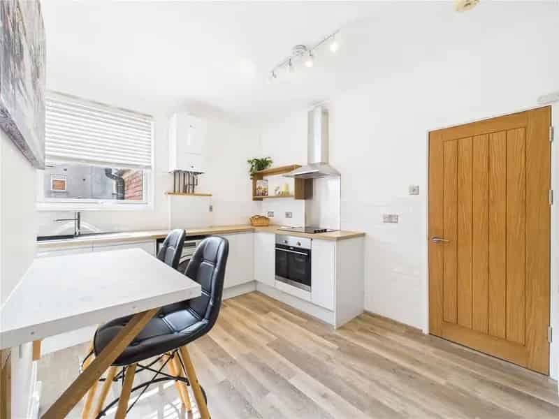 1 Bedroom Maisonette to Rent in Bedminster