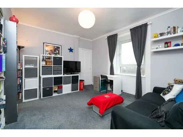 1 Bedroom Flat for Sale near Arthur's Seat Edinburgh