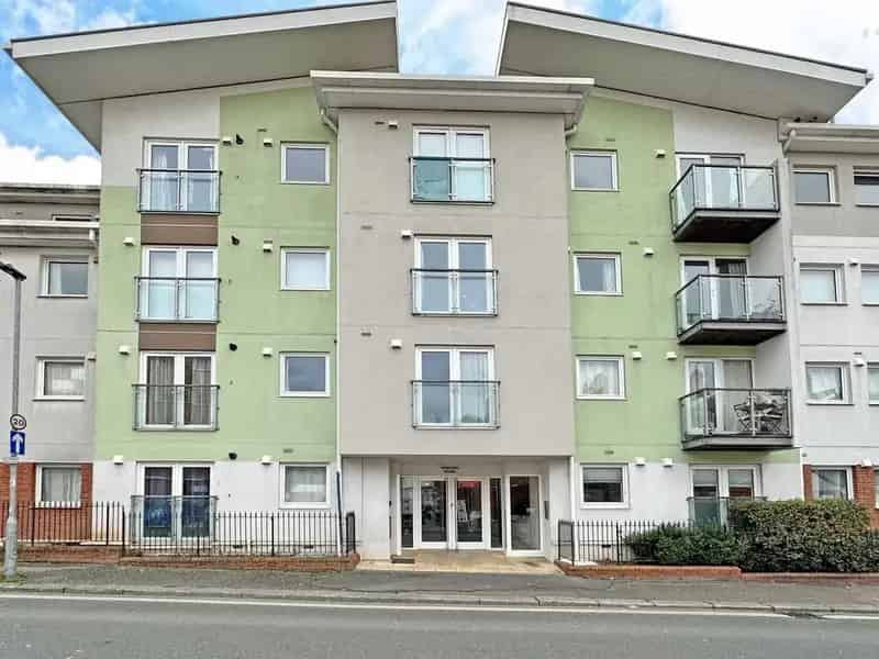 1 Bedroom Apartment for Sale in Exeter