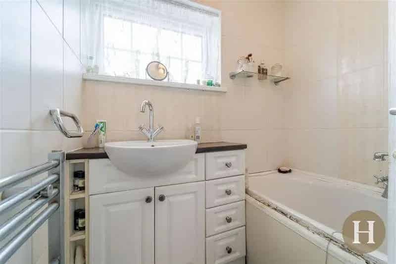 2 Bed House for Sale Near Birmingham City Centre