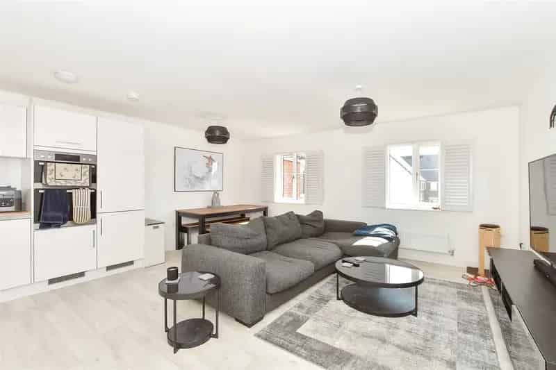 2 Bedroom Luxury Apartment For Sale