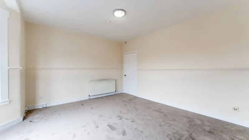 2 Bed Tenement Flat Scotstoun - Modern & Spacious
